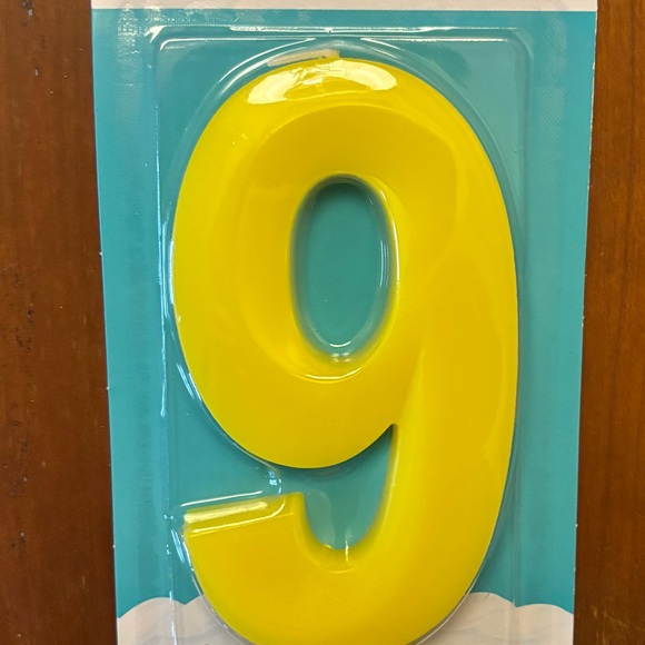 Jumbo Yellow Number 9 Birthday Party Candle - Picture 1 of 4